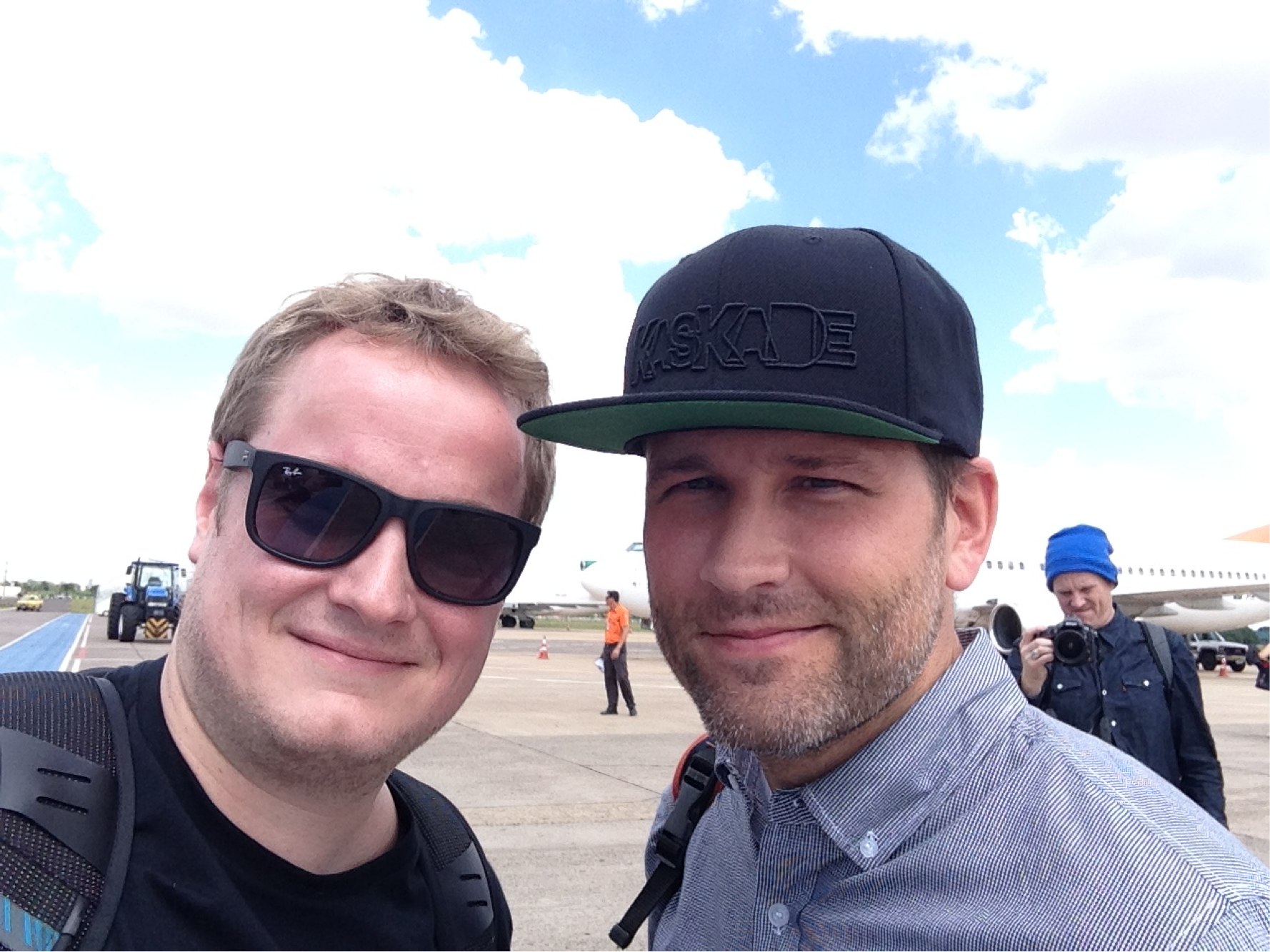Pic Schmitz | Arriving in Campo Grande with Kaskade | Aeroporto Internacional de Campo Grande | Campo Grande, MS - BRAZIL
